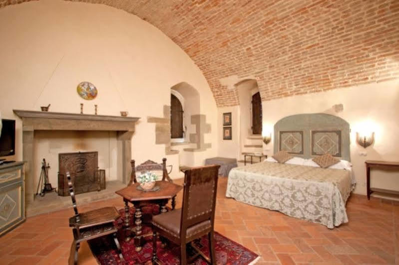 Отель Relais Torre Santa Flora Суббьяно Экстерьер фото