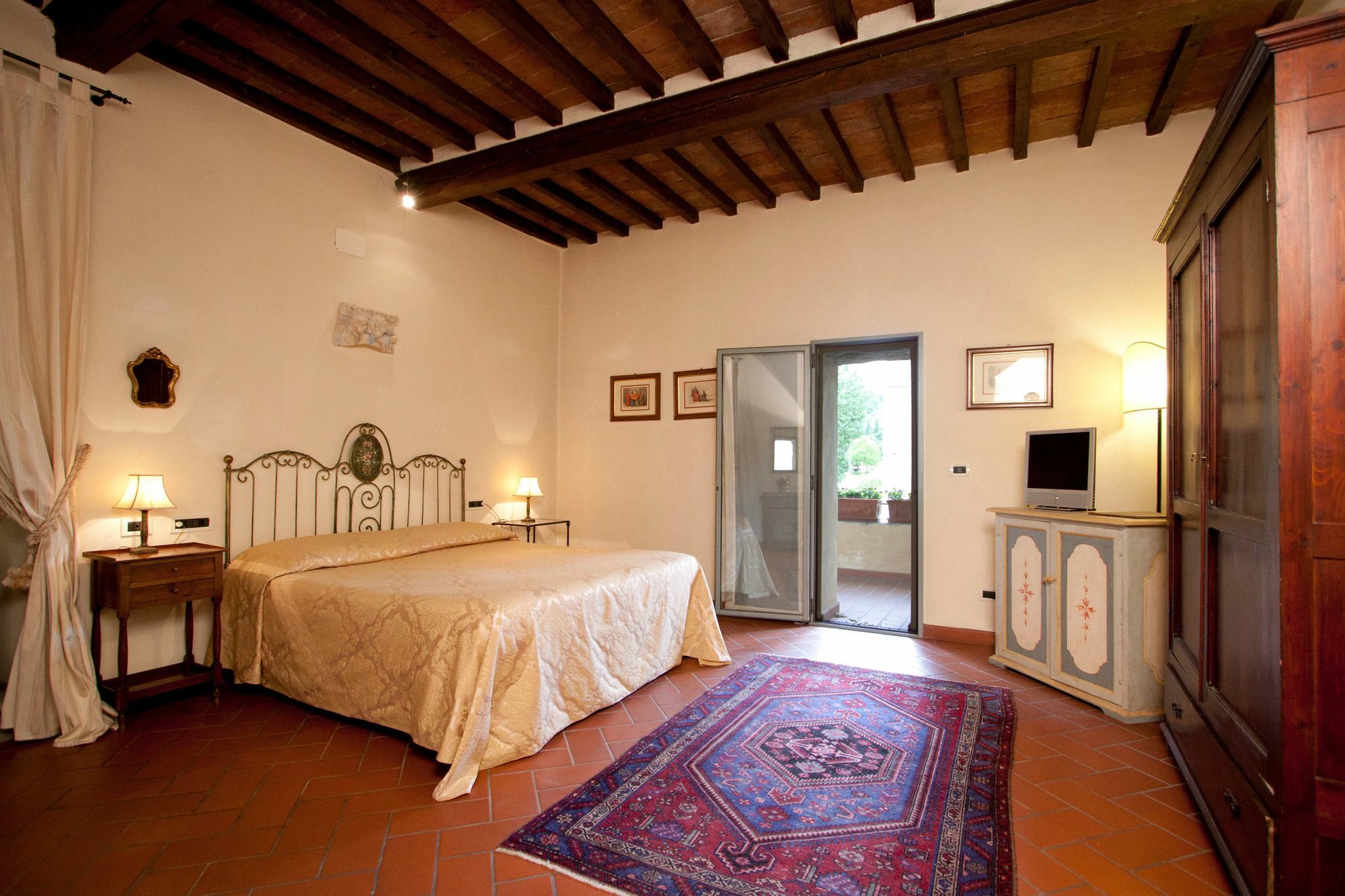 Отель Relais Torre Santa Flora Суббьяно Экстерьер фото