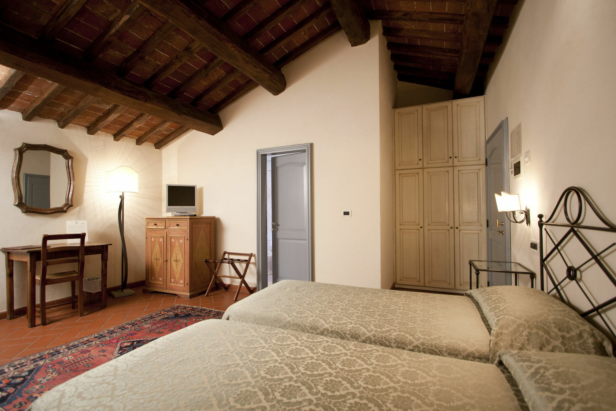 Отель Relais Torre Santa Flora Суббьяно Экстерьер фото